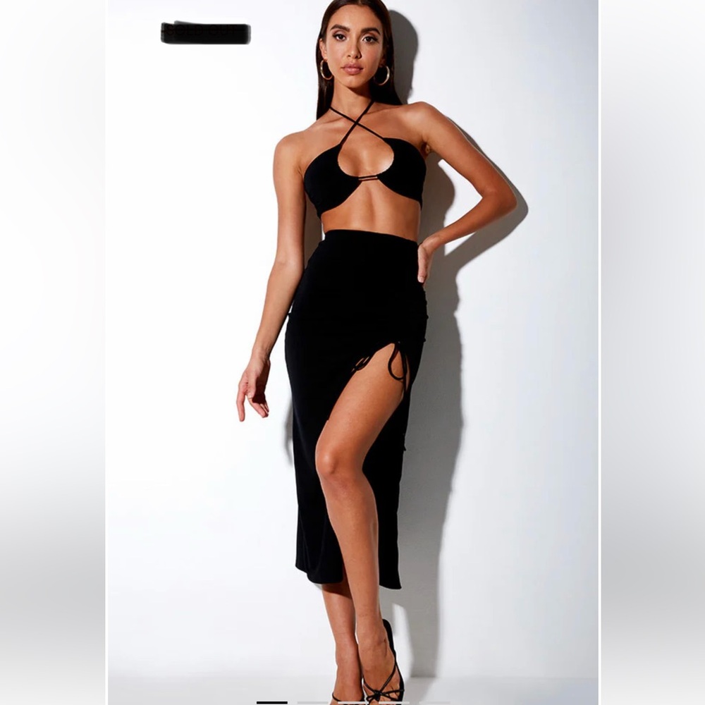 Motel Maxel Polycrepe Black Midi Skirt
